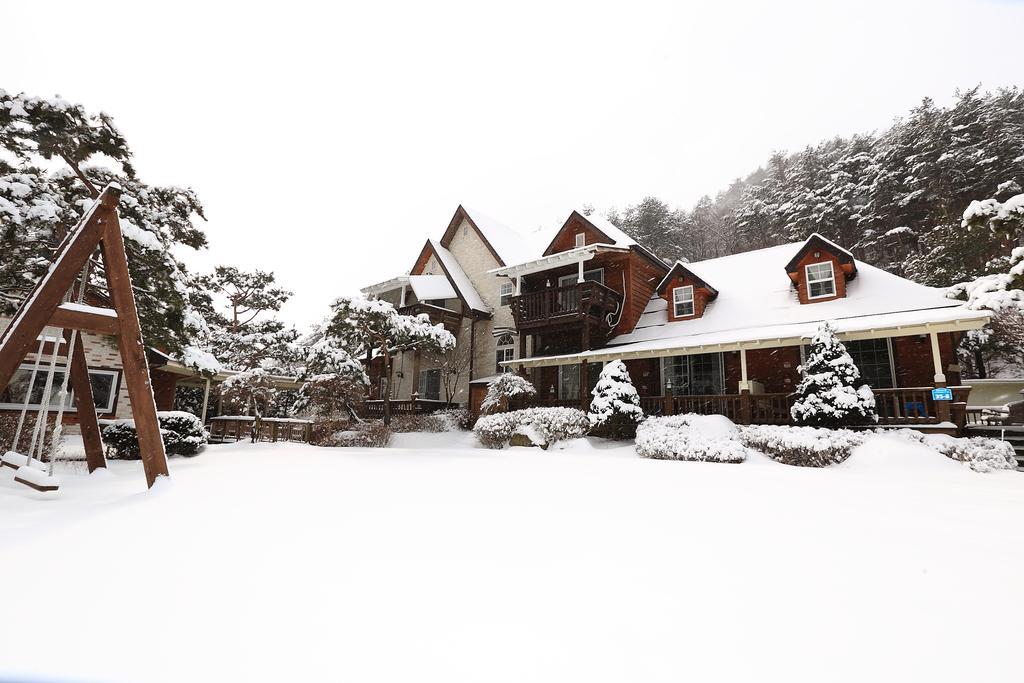 Bench House Villa Pyeongchang Exterior photo